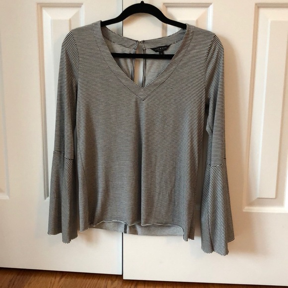 2/$20 Lucky brand flared sleeve top - Picture 2 of 5